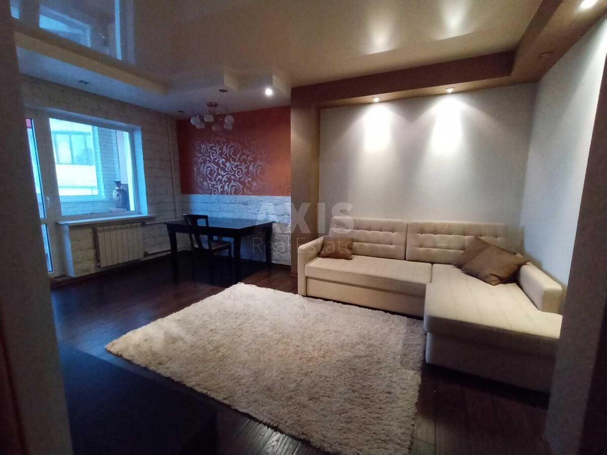 2k apartment vul. Pryrichna 372