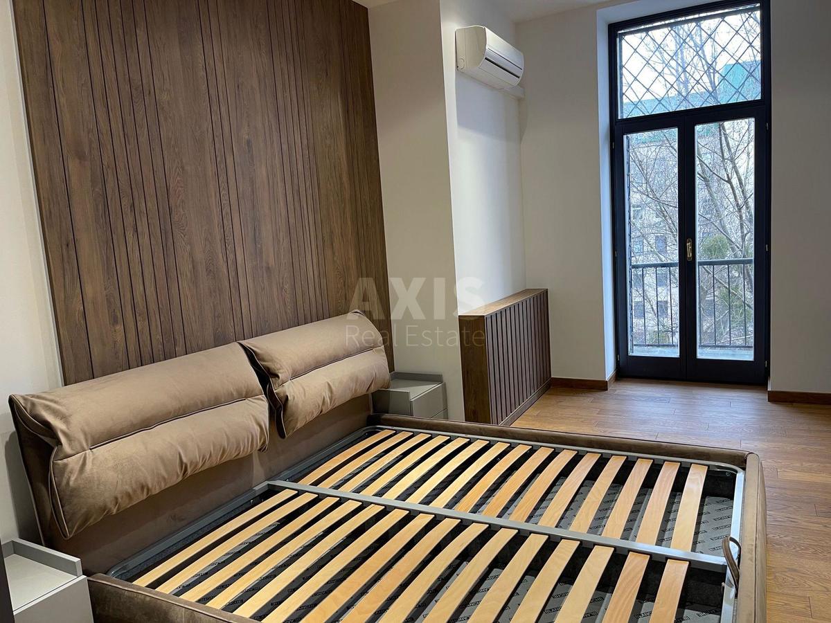 4k apartment vul. Mykil's'ko-Botanichna 145