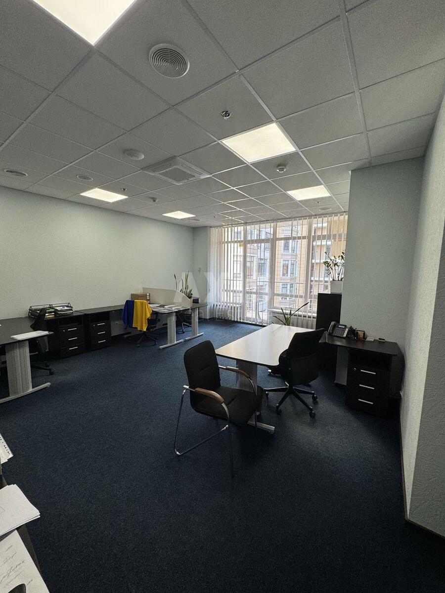 Office vul. Grushevs'kogo Myhajla 9Б, 510m26