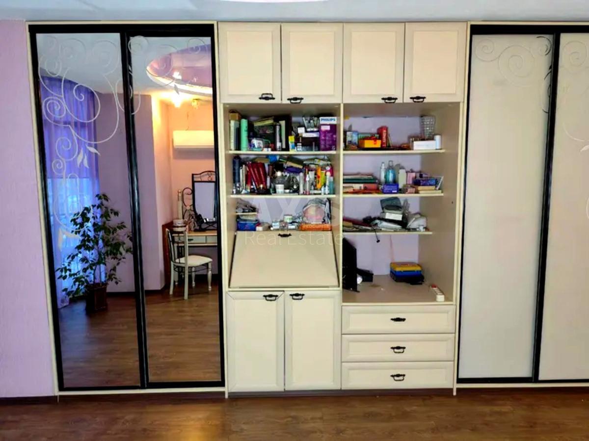 2k apartment vul. Yulia Zdanovska 60/5639852