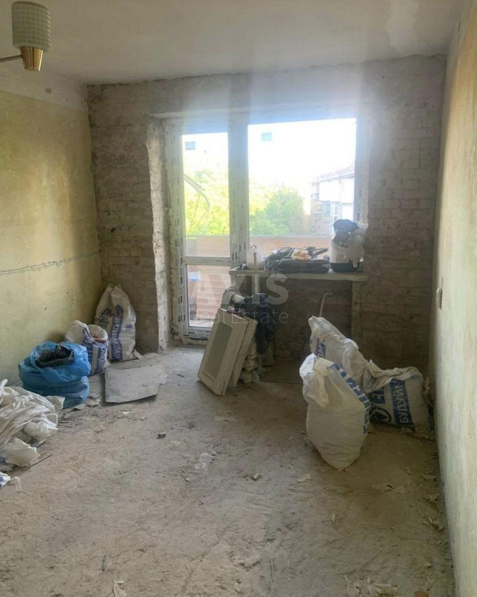 2k apartment vul. Yulia Zdanovska 5/15