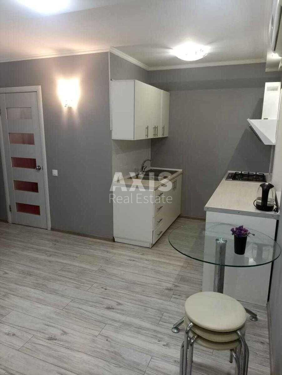 1к квартира вул. Левка Лук'яненка 1