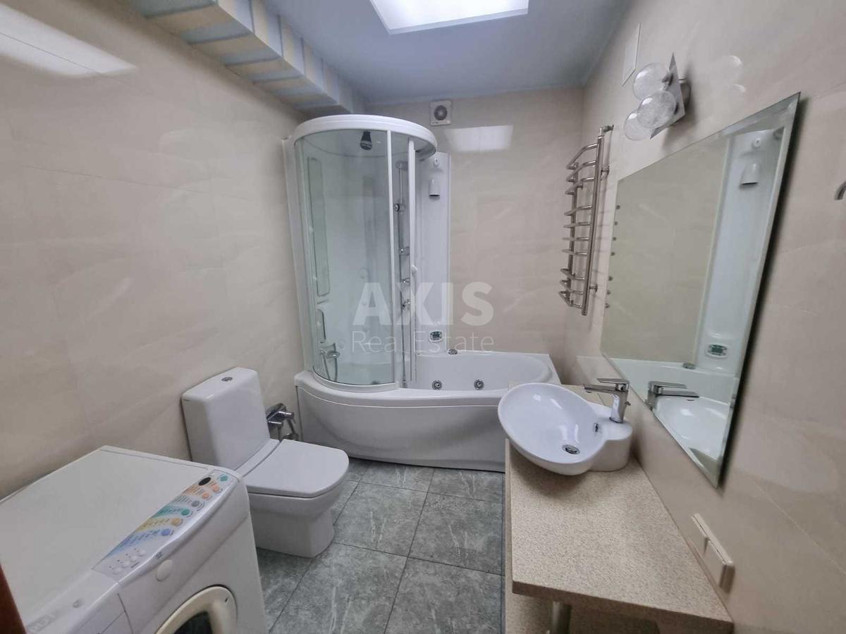 2k apartment vul. Mykil's'ko-Slobids'ka 4В8
