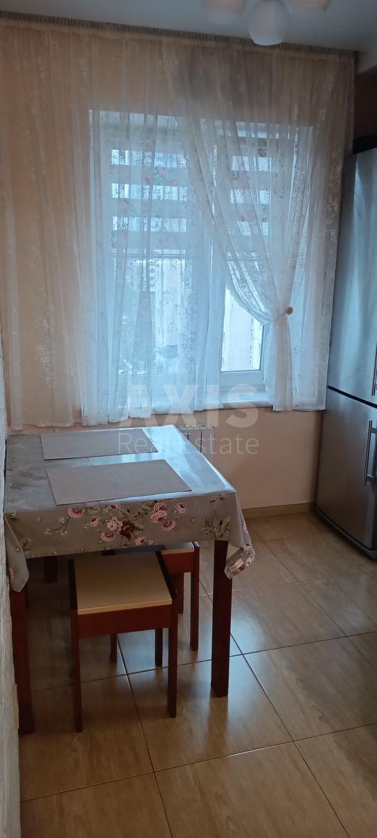 1k apartment vul. Rajduzhna 2Б1