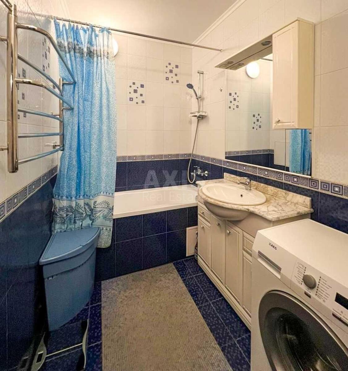 3k apartment vul. Voskresens'ka 14Е575549
