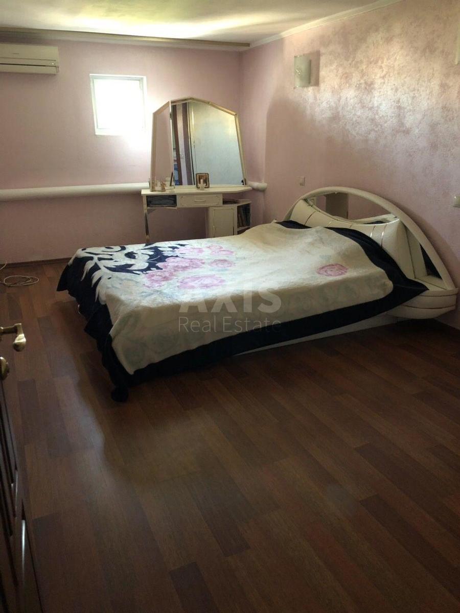 3k apartment vul. Dmytrivs'ka 69