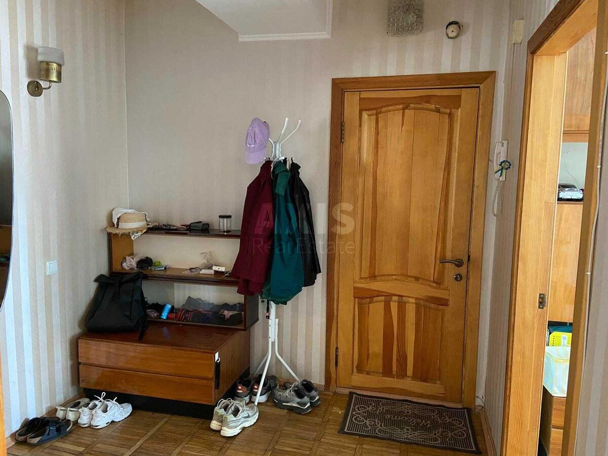 4k apartment vul. Myloslavs'ka 216210613