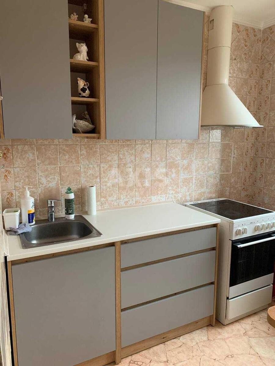 2k apartment vul. Ljatoshyns'kogo 8