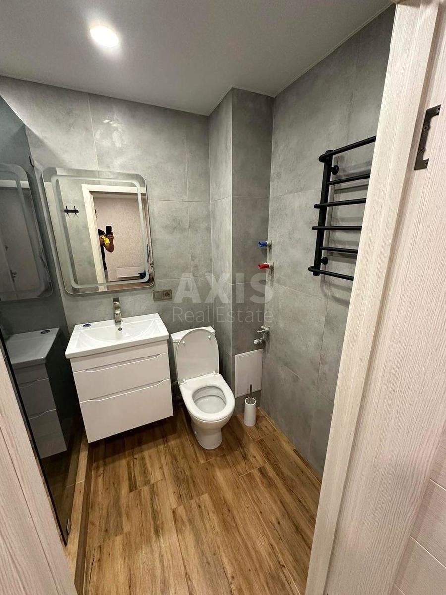 1k apartment vul. Zholudjeva 5А4