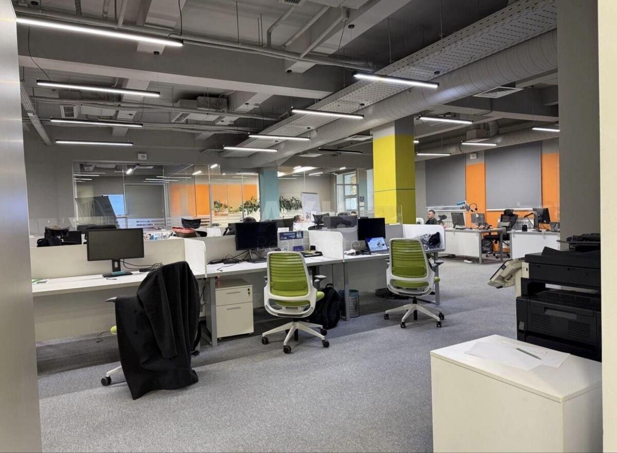 Office vul. Gajdara 58/10, 425m2634343