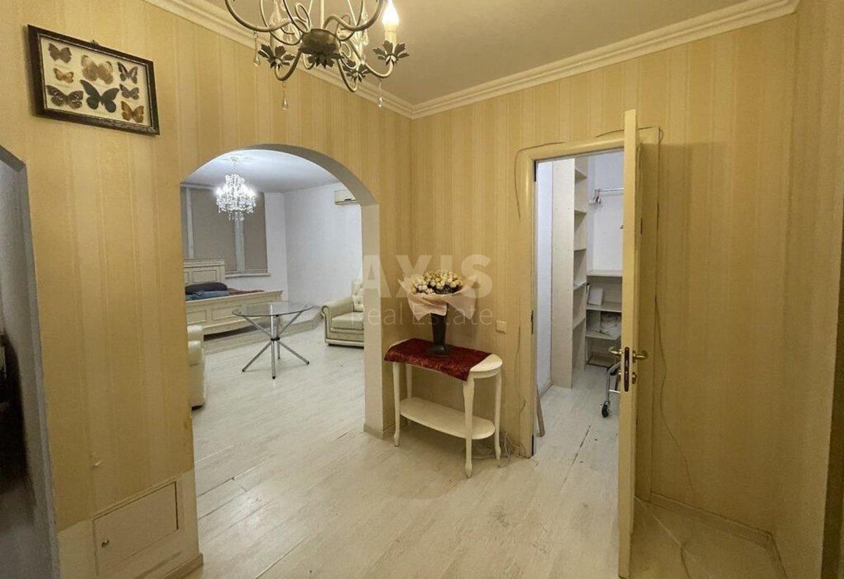 1к квартира ул. Ахматовой Анны 35А0