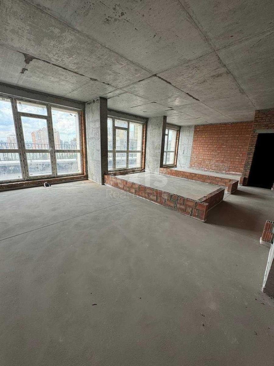 2k apartment prov. Novopechers'kyj 52