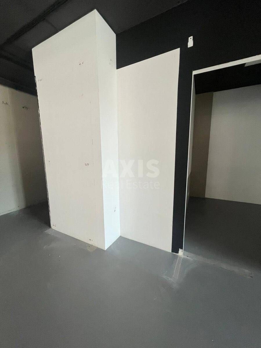Office vul. Kudri Ivana 26, 146m2586941