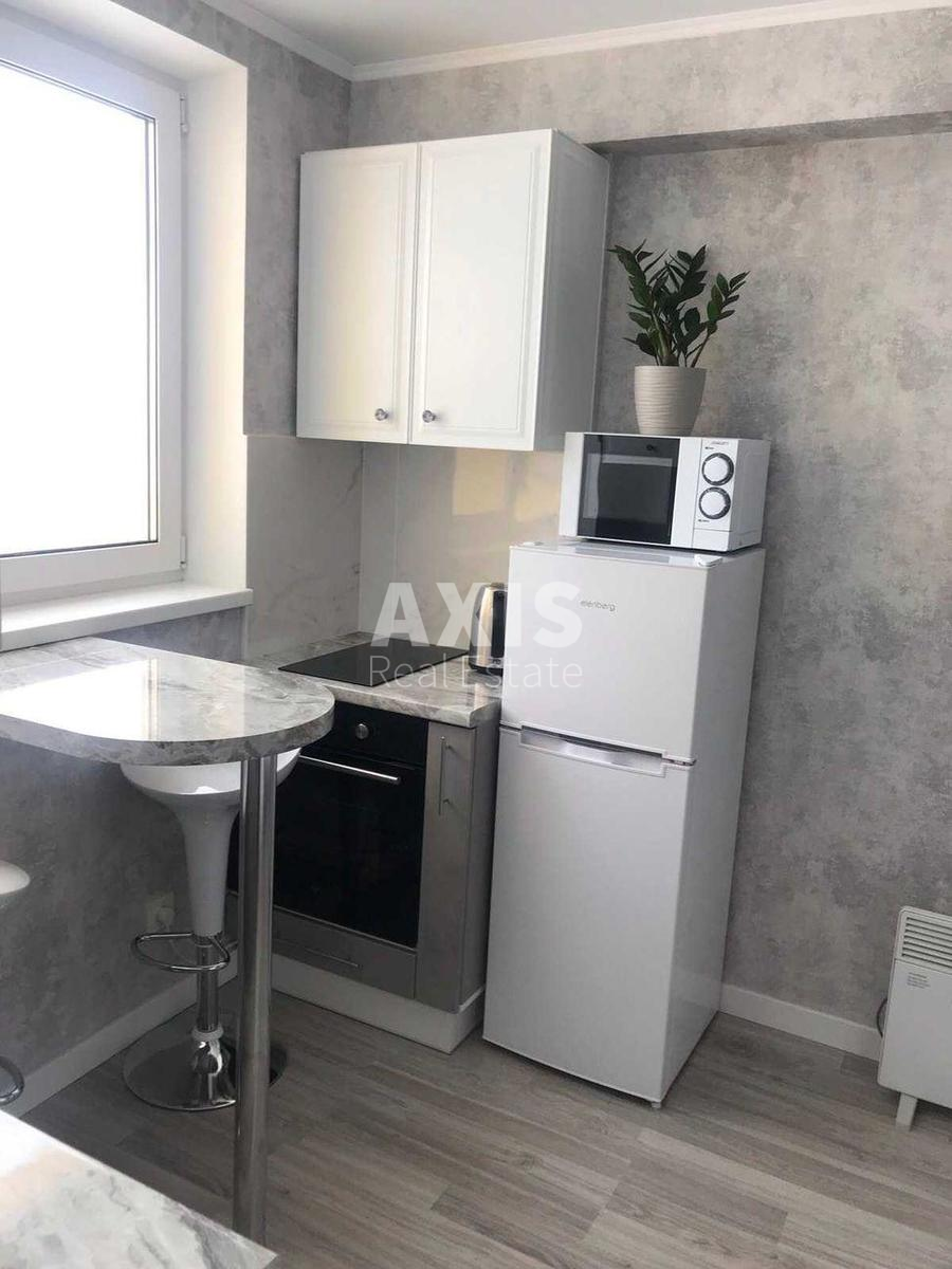 1k apartment pr-t Obolons'kyj 542