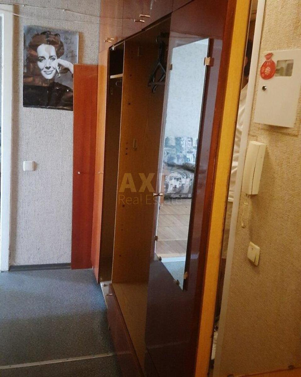 1k apartment vul. Zhabajeva Zhambyla 22