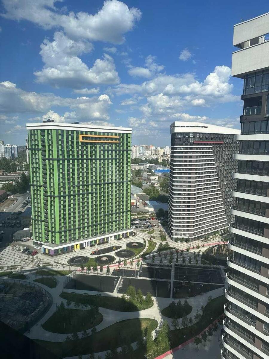 2k apartment nab. Dniprovs'ka 15Д7
