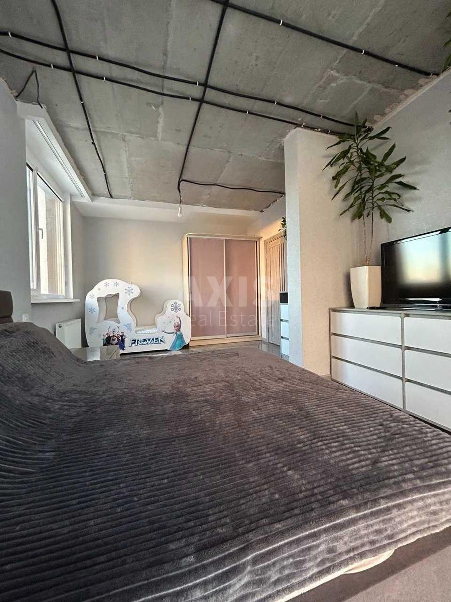 3k apartment vul. Zakrevs'kogo Mykoly 95В