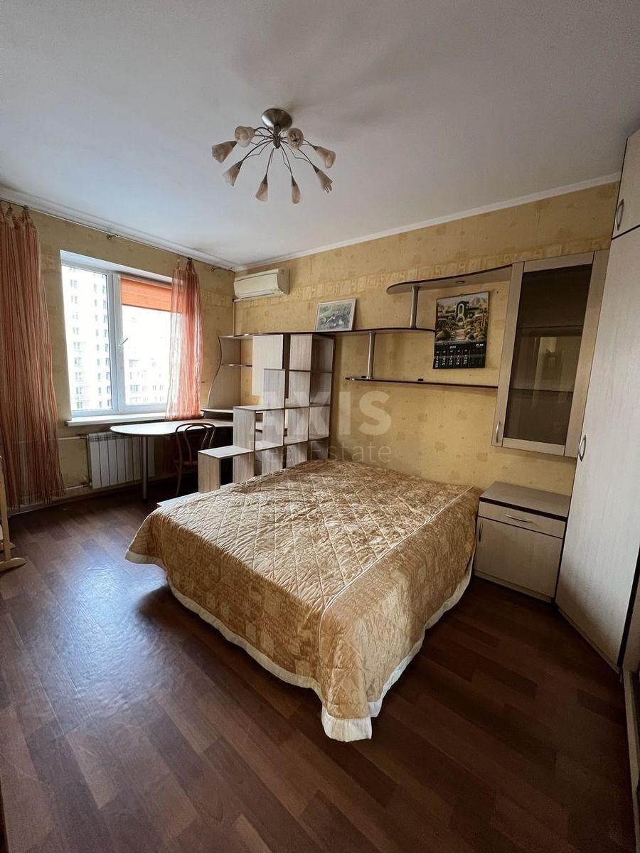 2k apartment vul. Mykil's'ko-Slobids'ka 2Б2