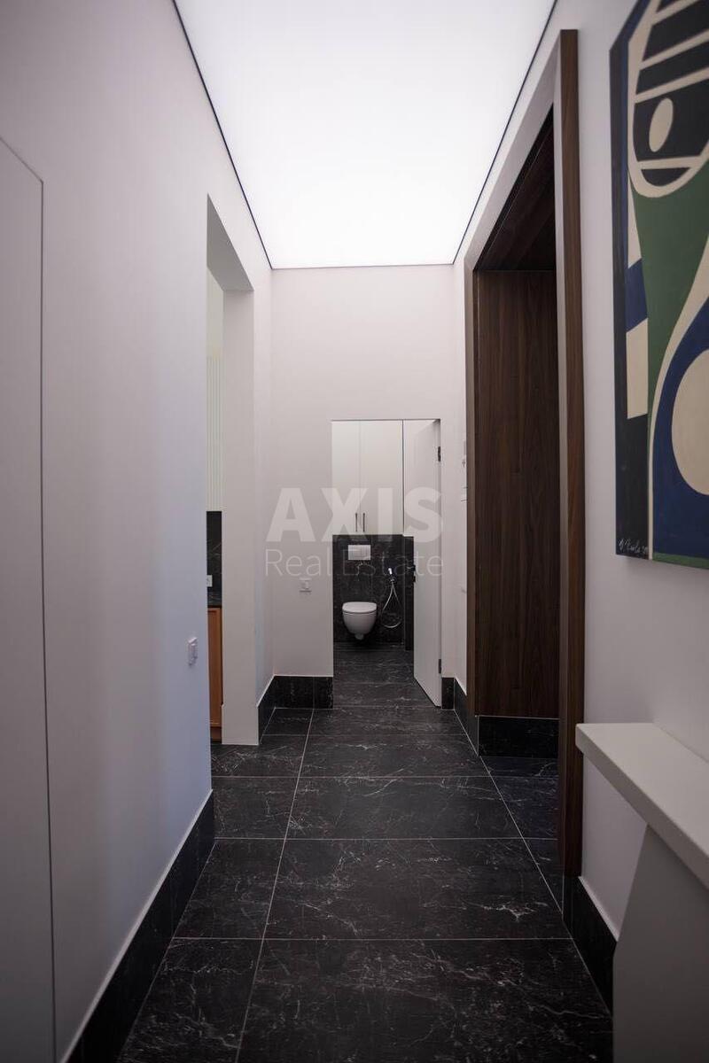 Office vul. Velyka Vasyl'kivs'ka 38, 100m27
