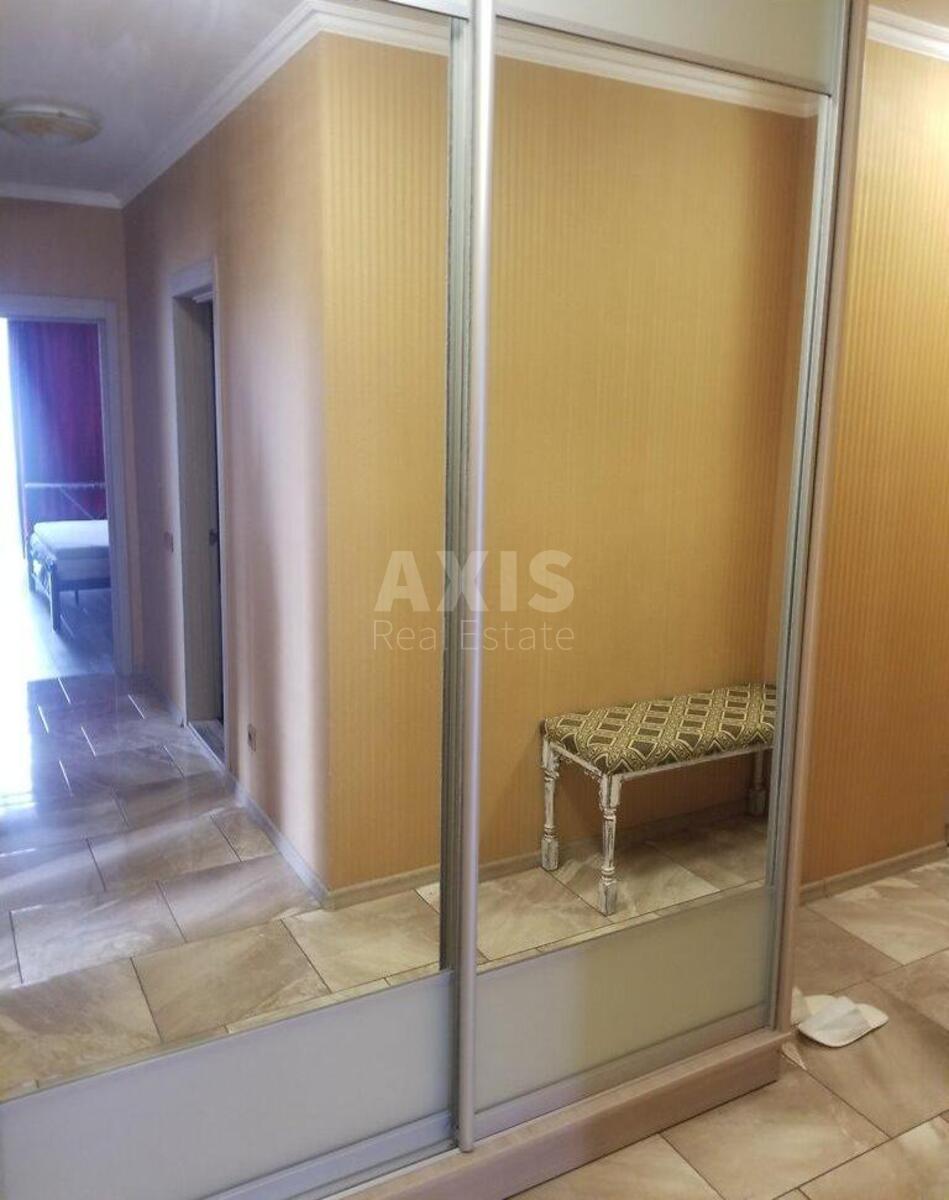 2k apartment vul. Petryc'kogo Anatolija 136011611