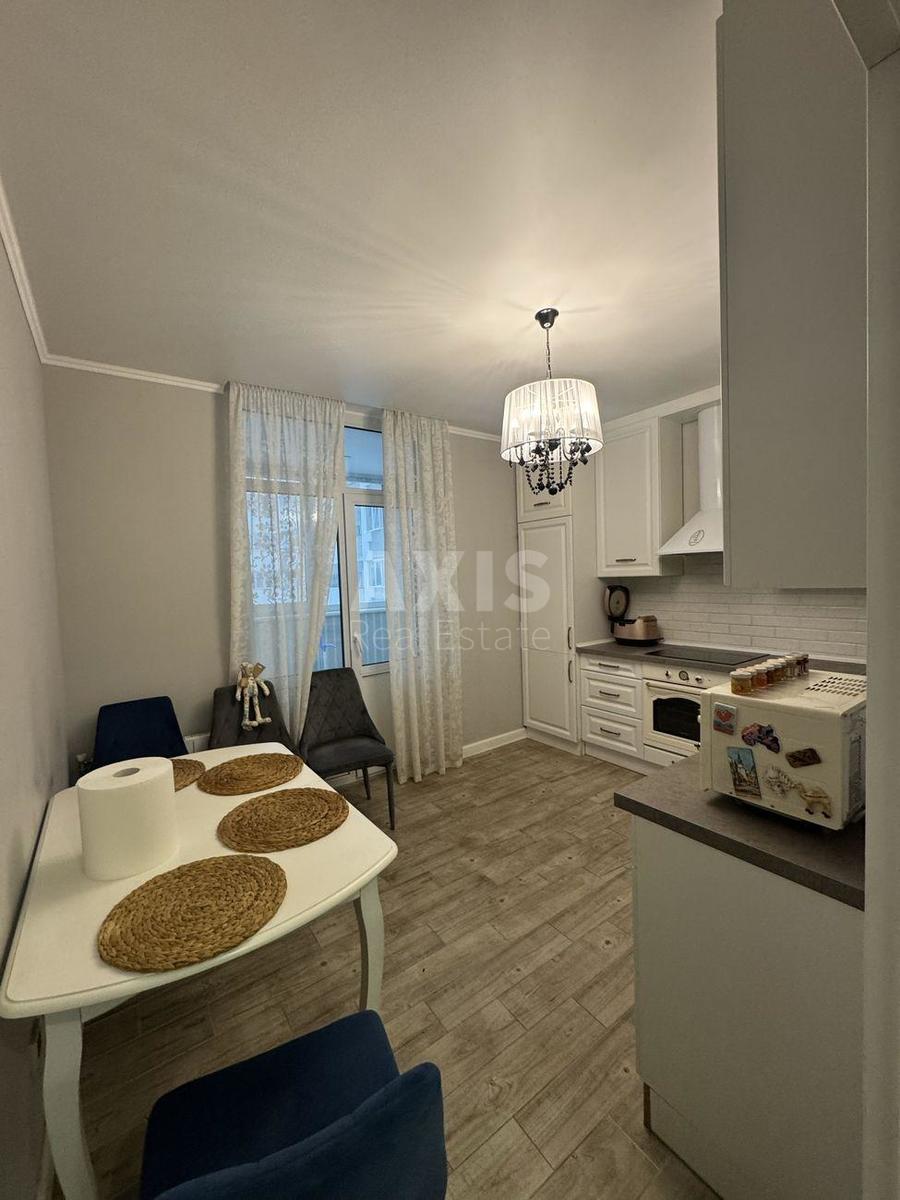 2k apartment vul. Svitla 3Д0