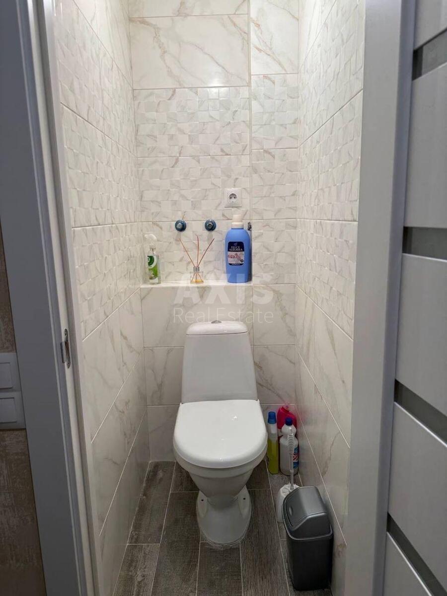 2k apartment vul. Miljutenka 42А7