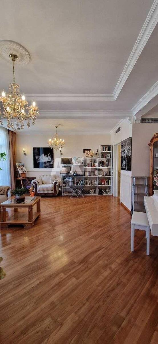 3k apartment vul. Pushkins'ka 201