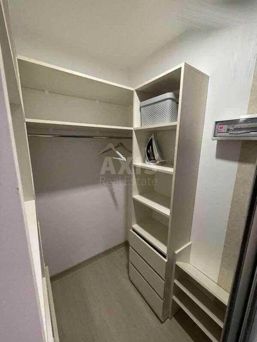 1k apartment vul. Serafymovycha 107