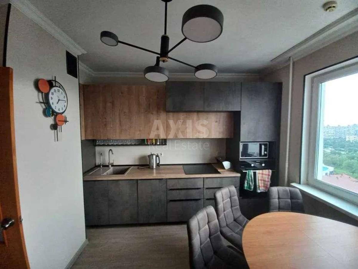 3k apartment vul. Chervonotkac'ka 43