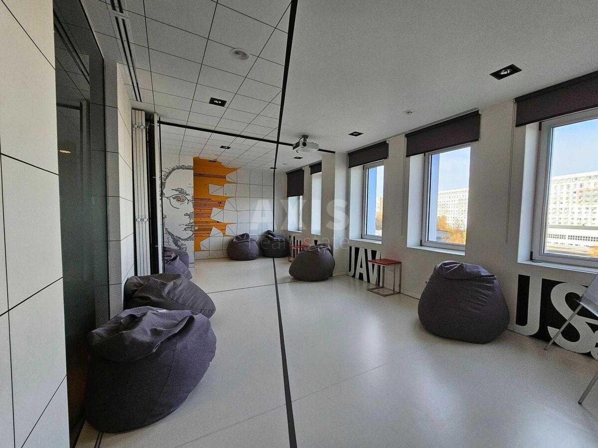 Office bul. Lepse Ivana 6Б, 1400m2572457