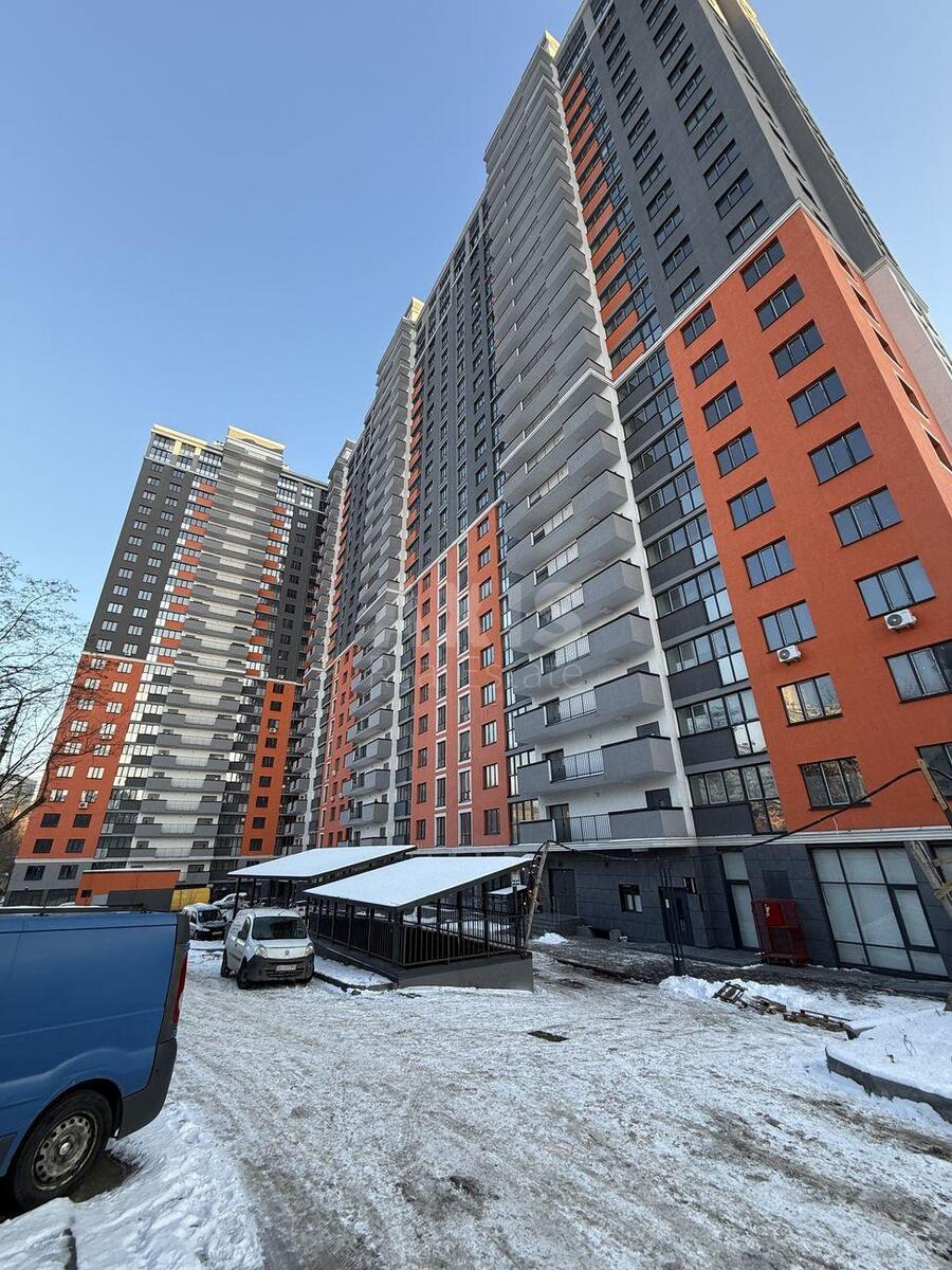 2k apartment vul. Polovec'ka 7/13