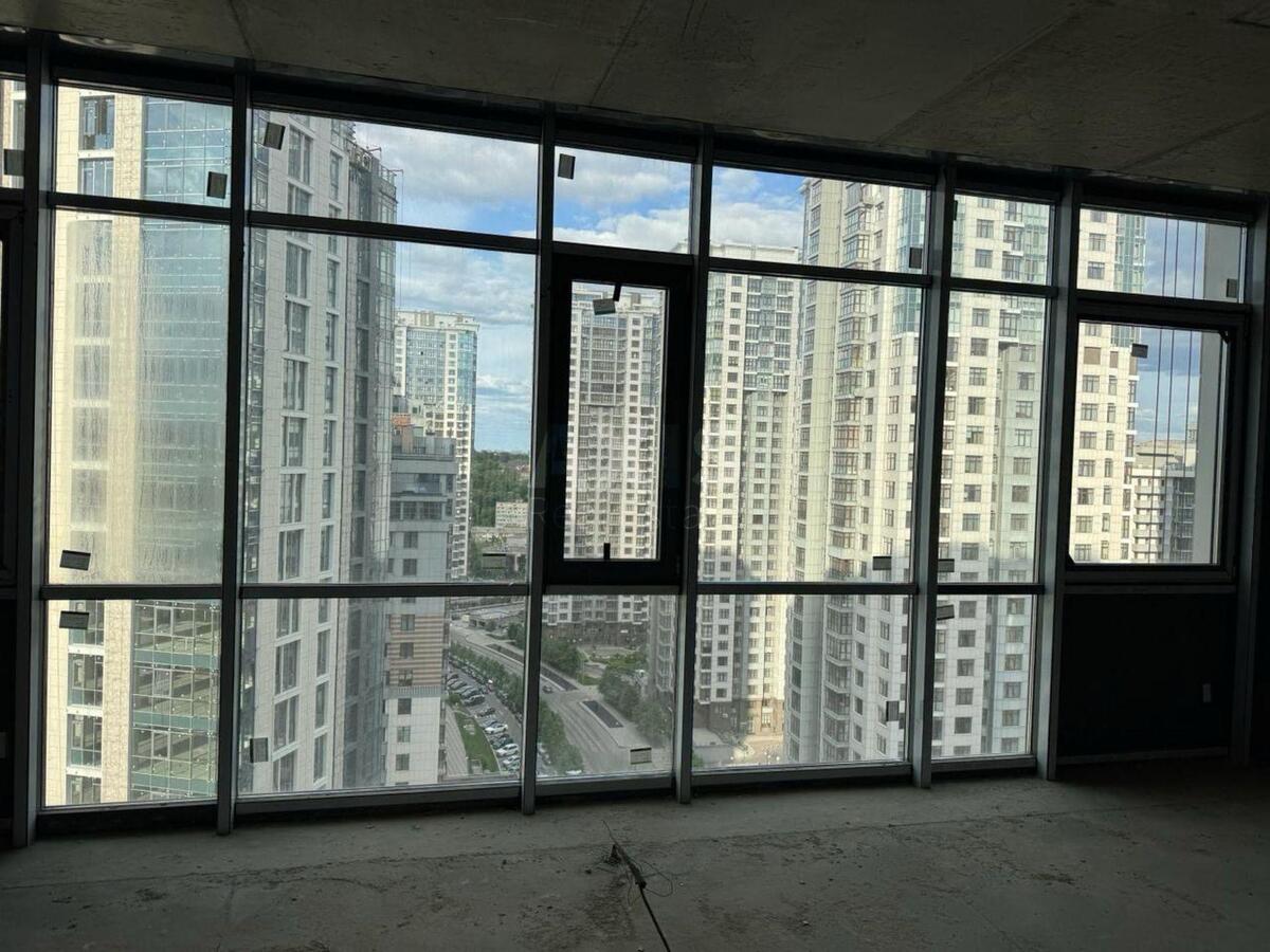 3k apartment vul. Dragomyrova Myhajla 182