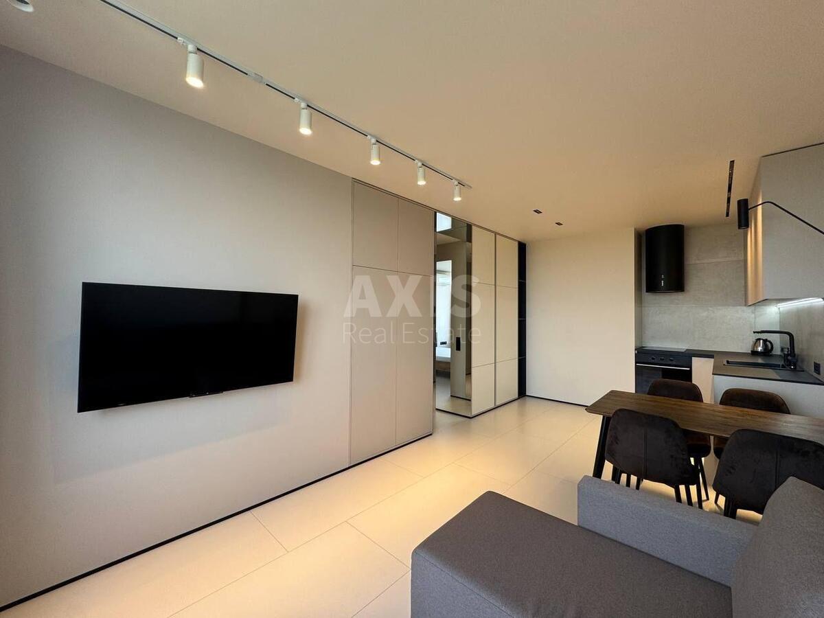 1k apartment vul. Saljutna 2Е58373