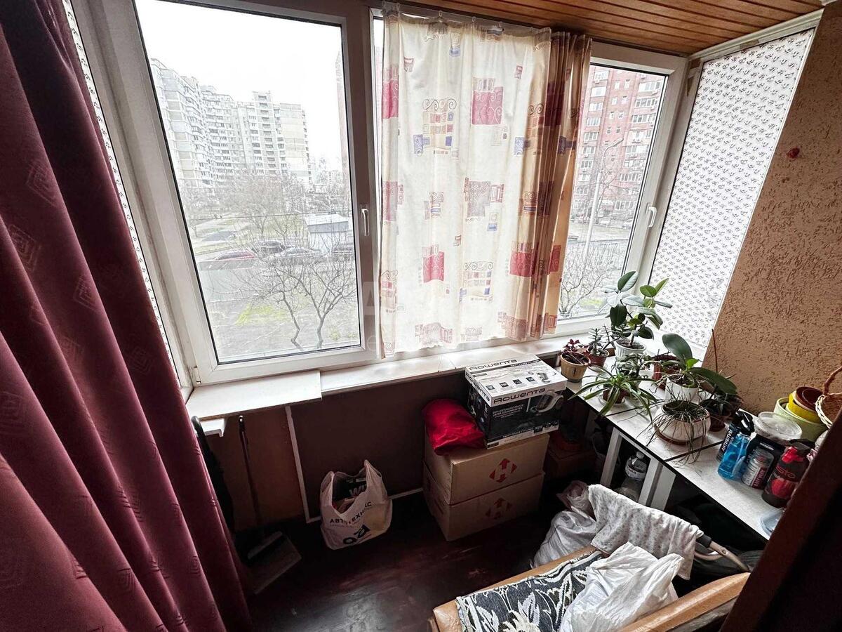 1к квартира ул. Драгоманова 17628212