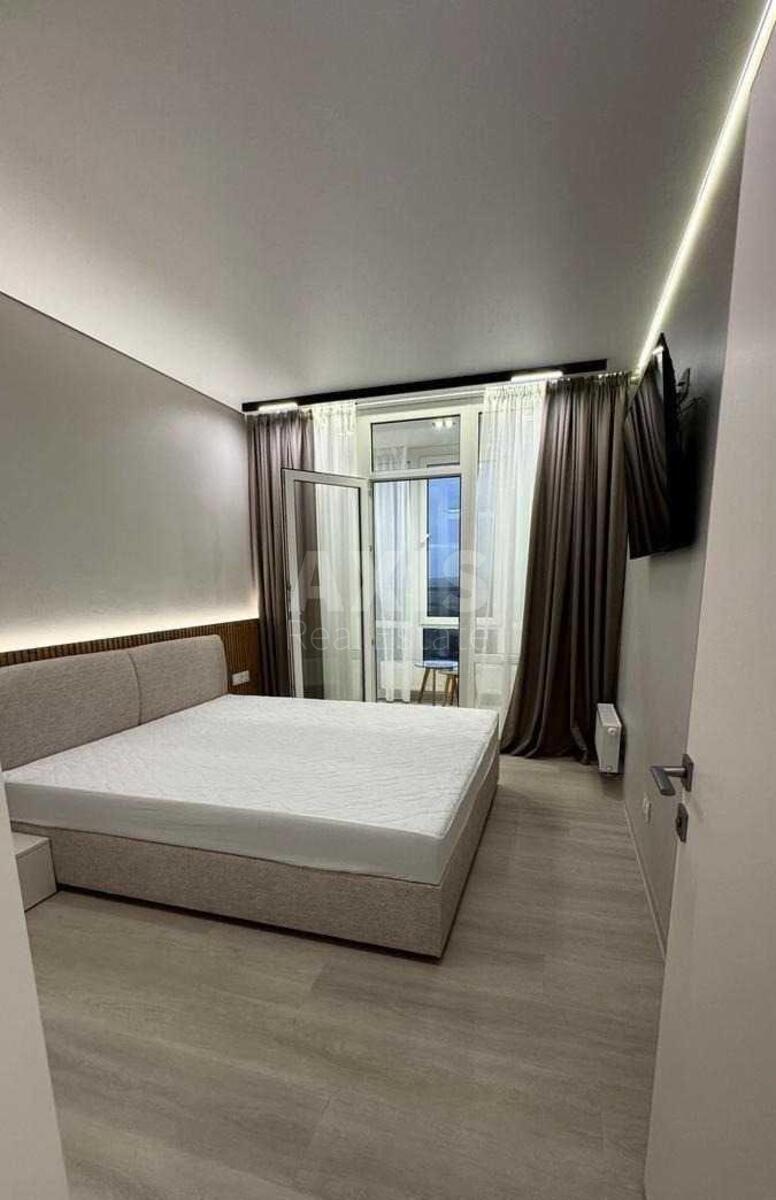 2k apartment nab. Dniprovs'ka 18628726