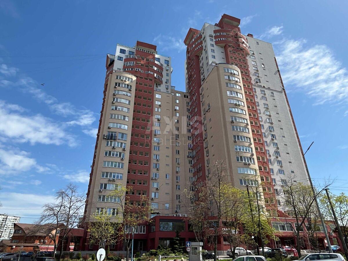 Объект торговли пр-т Тычины Павла 18Б, 432м2