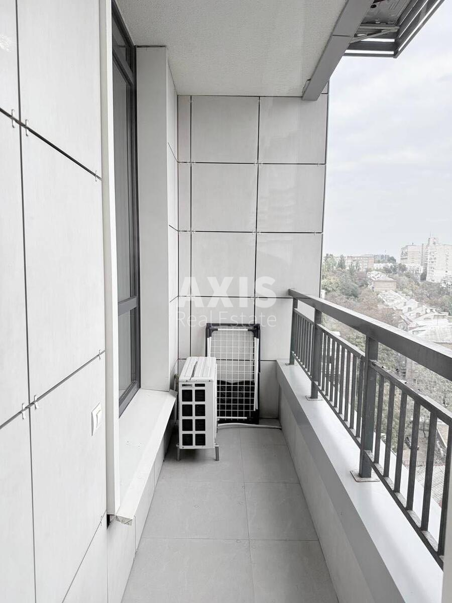 2к квартира ул. Джона Маккейна 266190210