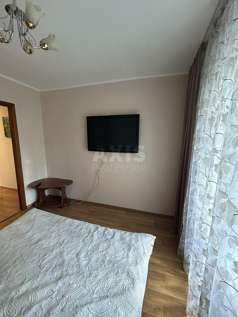 2k apartment vul. Dragomanova 55