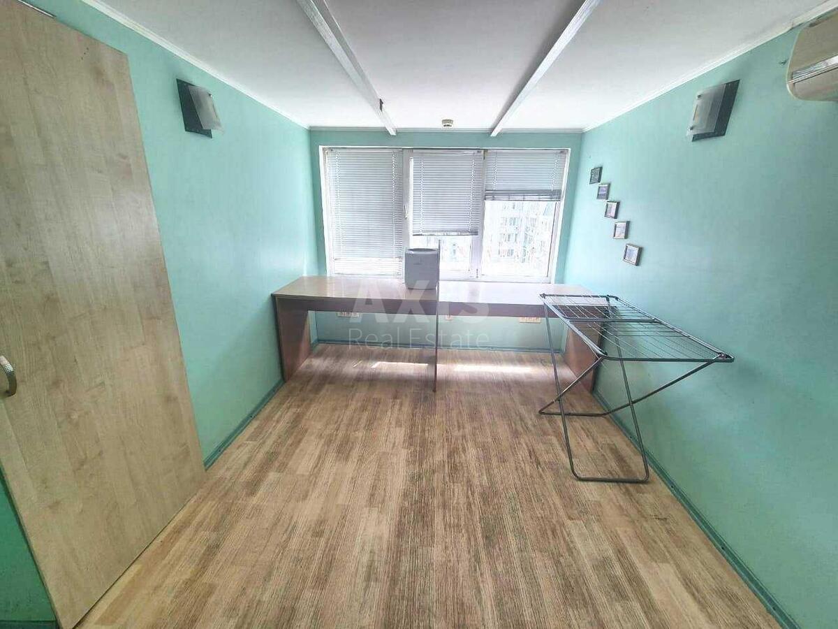 Office vul. Pavlivs'ka 17, 72m2631152