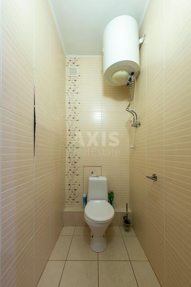 2k apartment vul. Oleny Pchilky 69