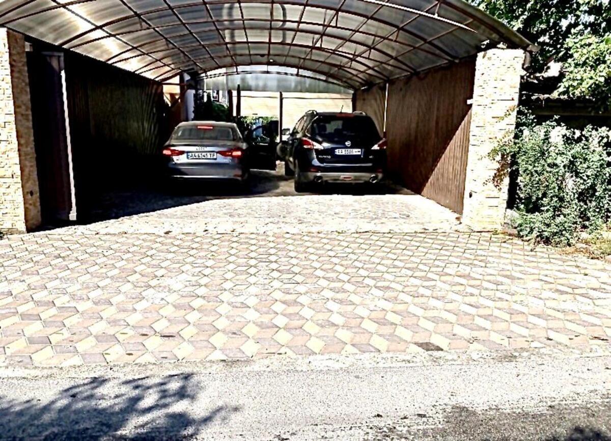 Дoм ул. Луговая, 270м2, город Киев6331811