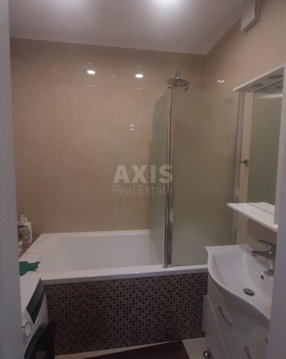 3k apartment vul. Danchenka Sergija 32А8