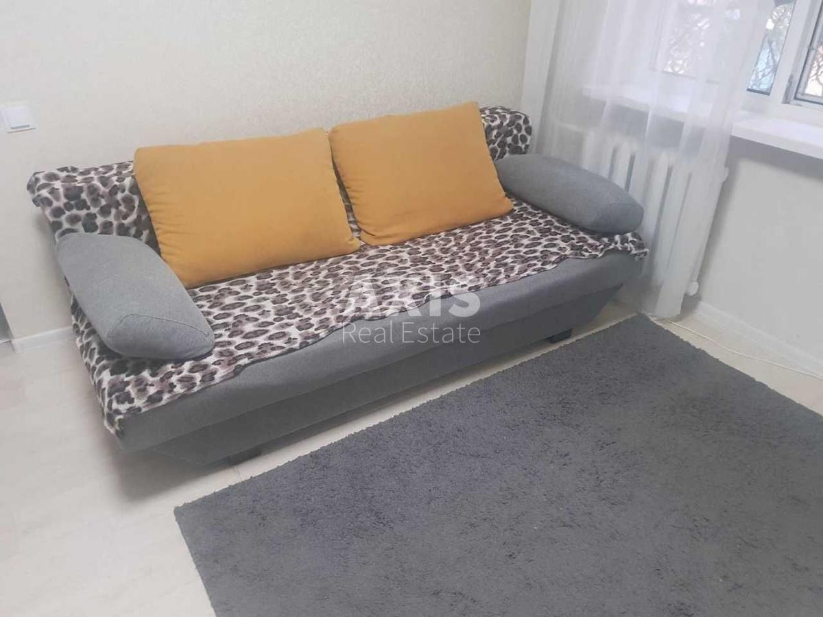 1k apartment vul. Vasylenka Mykoly 13А3
