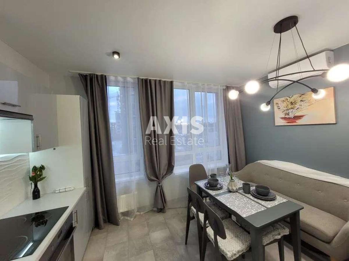 2k apartment vul. Saljutna Два B251290