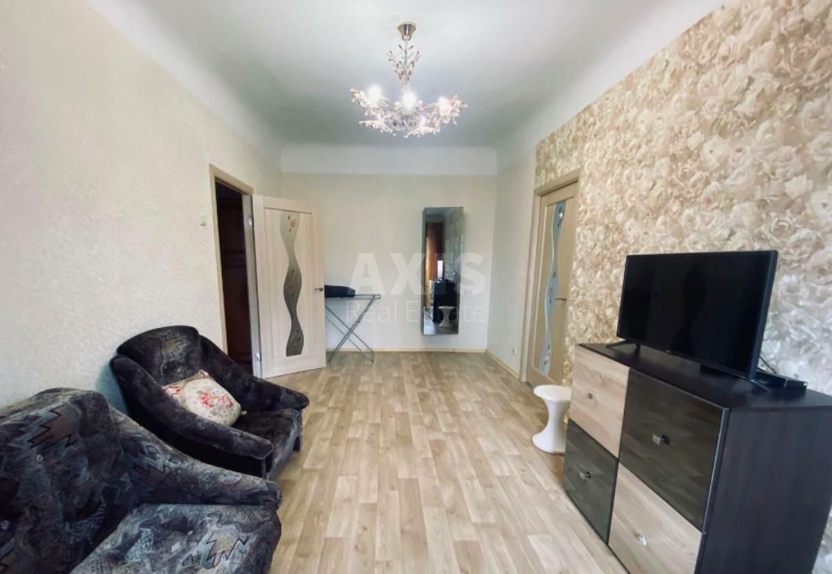 2k apartment uzv. Pechers'kyj 172