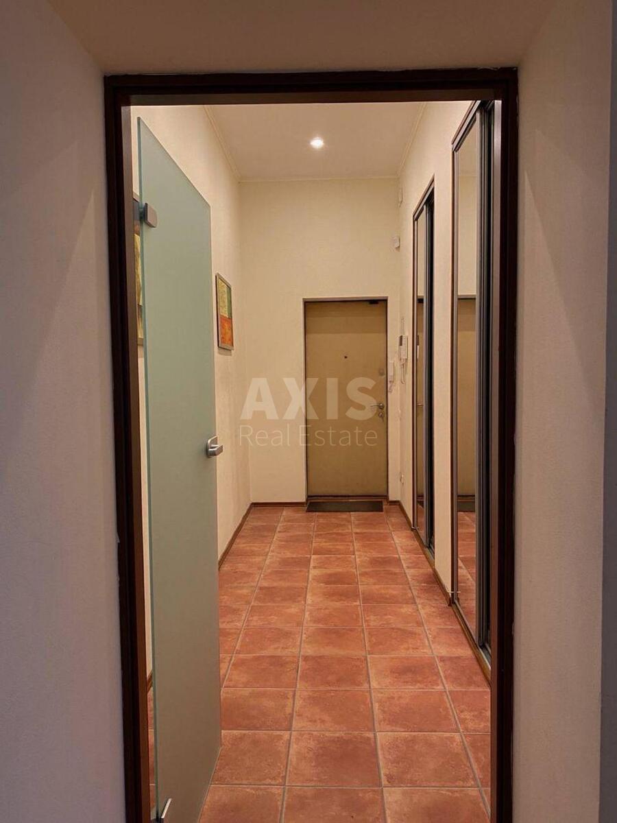Office vul. Hmel'nyc'kogo Bogdana 42, 105m26022814