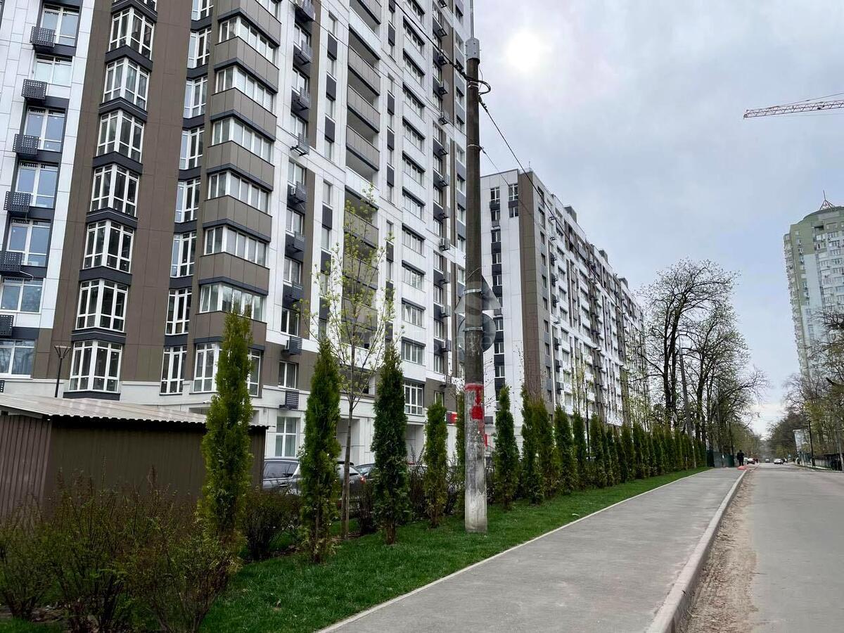 4к квартира ул. Львовская 15614007