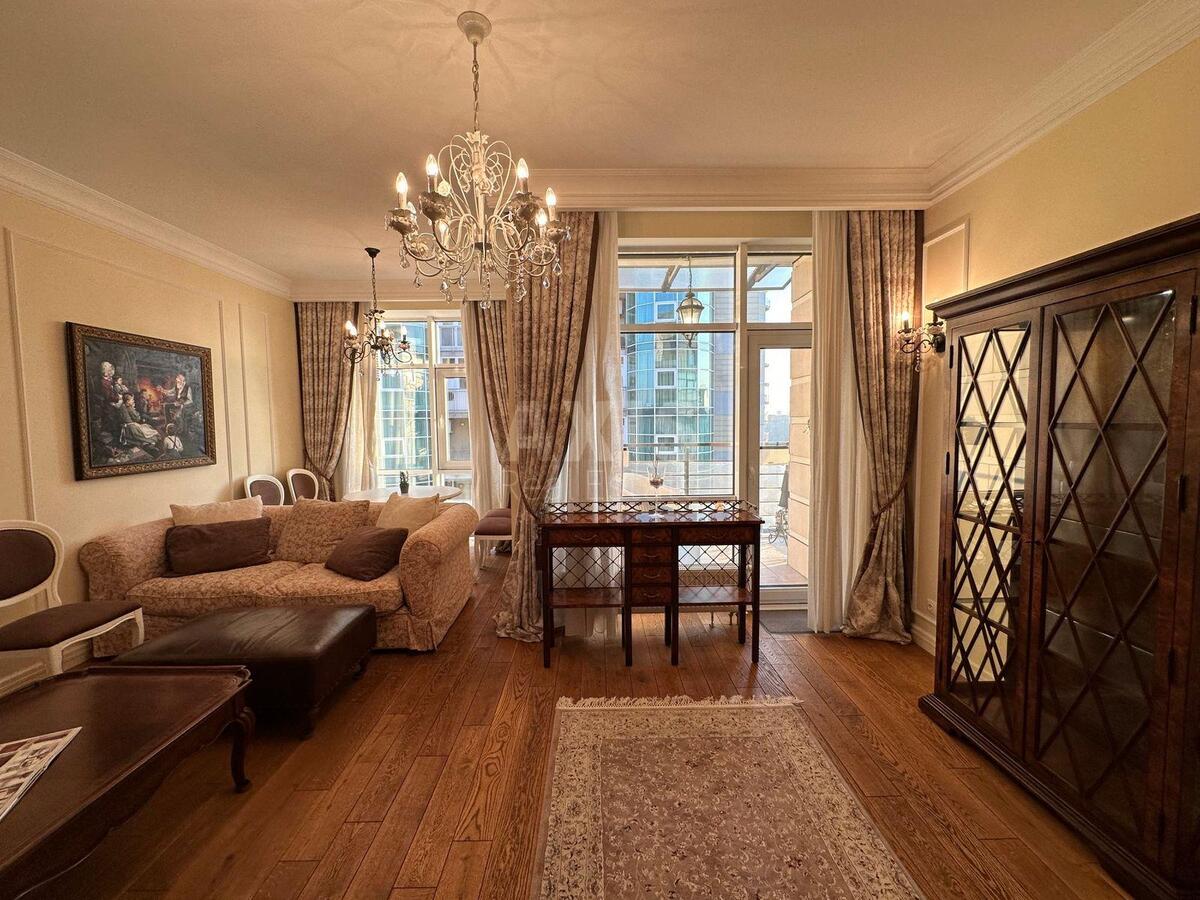 3k apartment vul. Zvirynec'ka 475