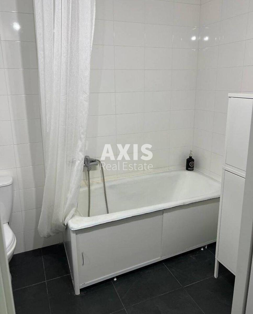 2k apartment vul. Teremkivs'ka 4А8