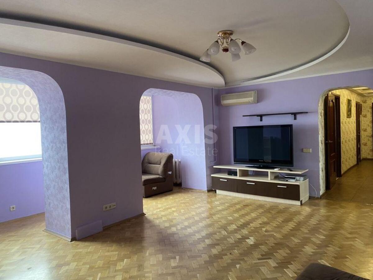 3k apartment vul. Pochajnyns'ka 62